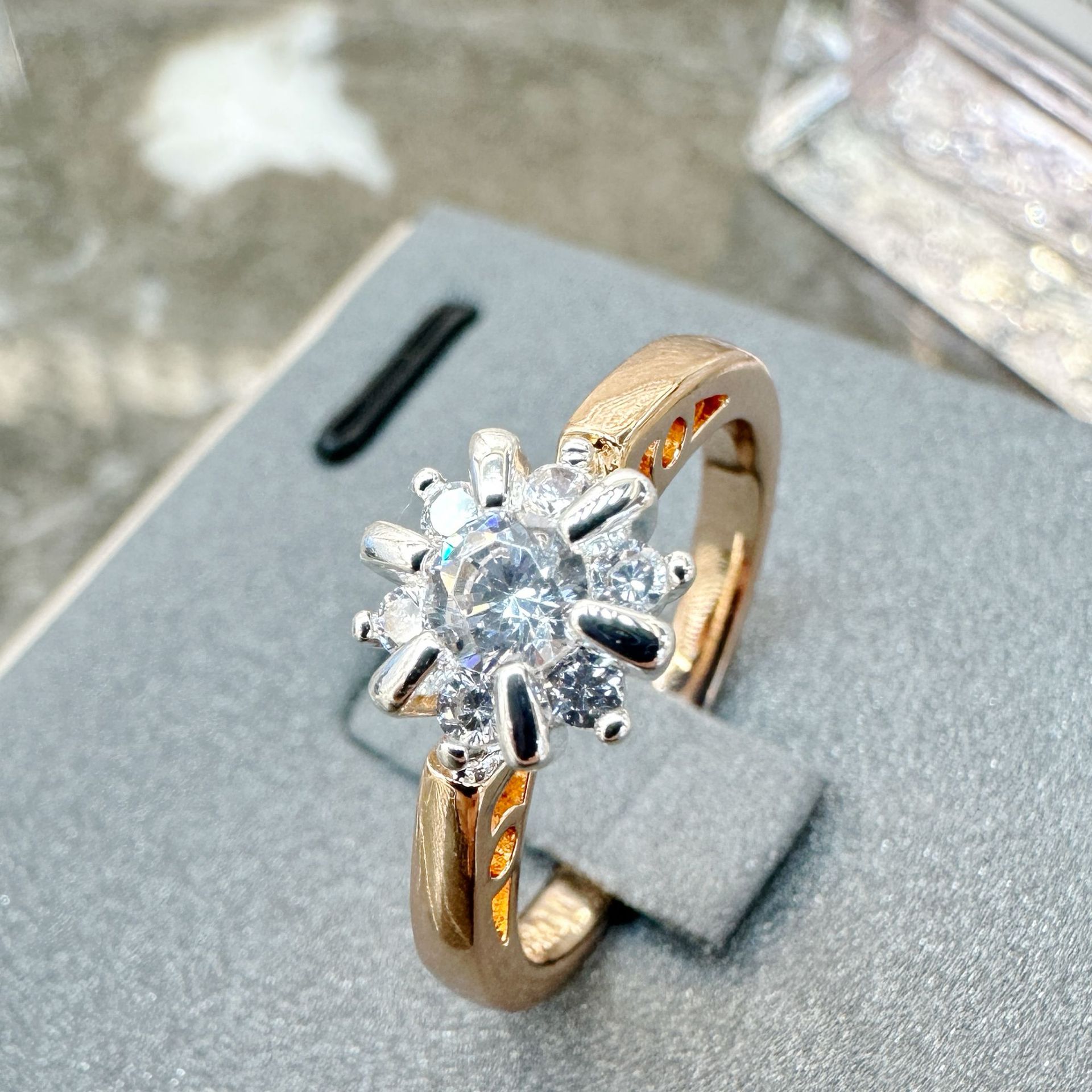 Bộ Trang Sức Zircon Cao Cấp Kèm Bông Tai Kẹp - Ảnh 6